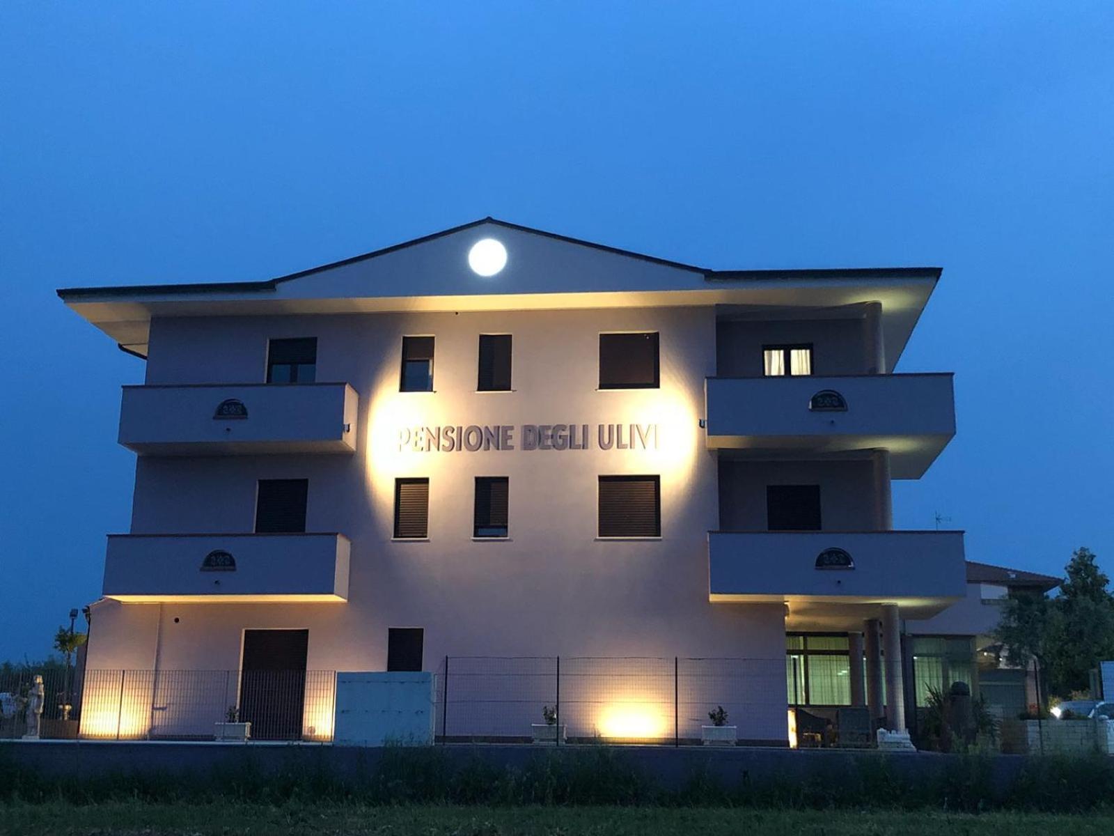 Pensione Degli Ulivi Porto Sant'Elpidio Exterior photo